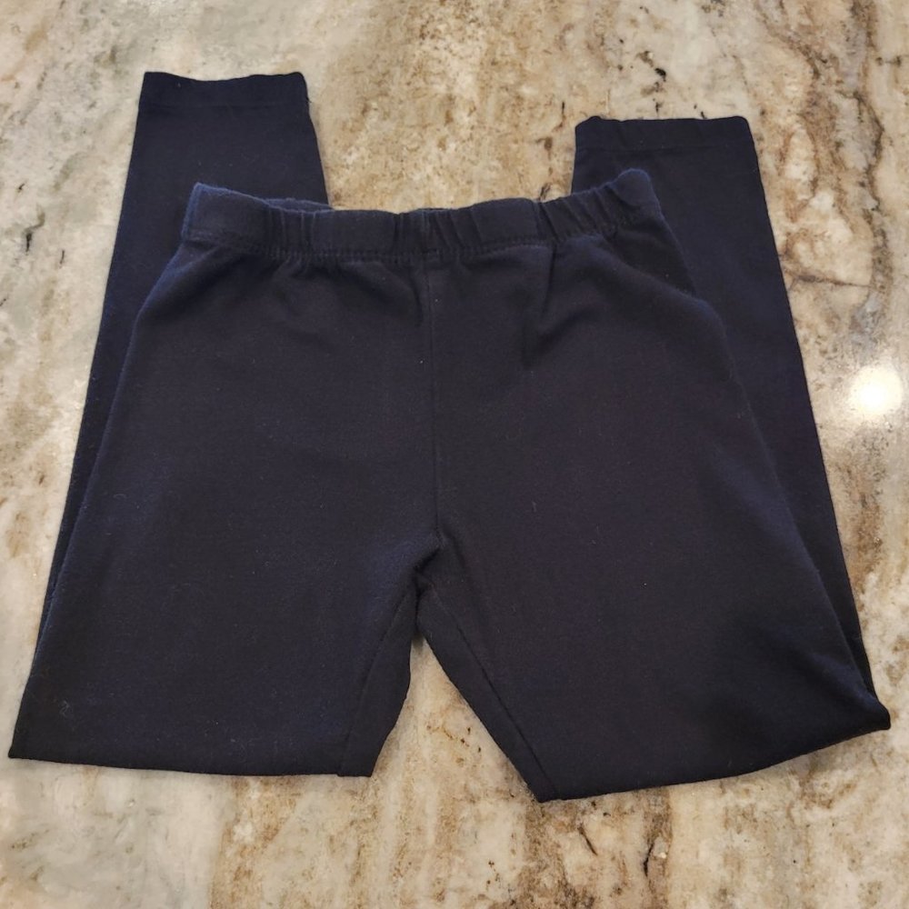 Bundle of Girls Tops And 1 Pair of Leggings - Picture 9 of 9